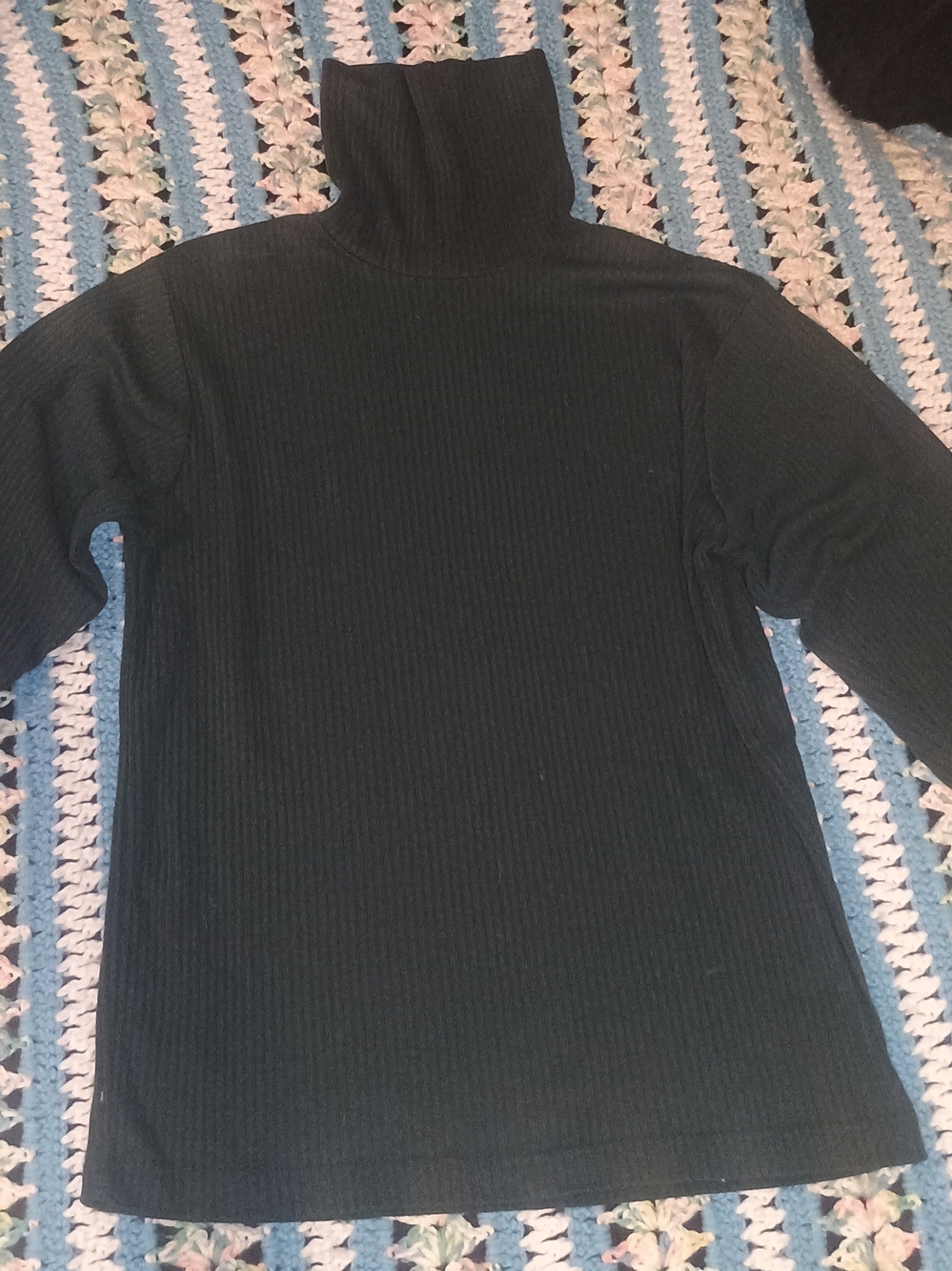 White Stag Black Ribbed Turtleneck Sweater